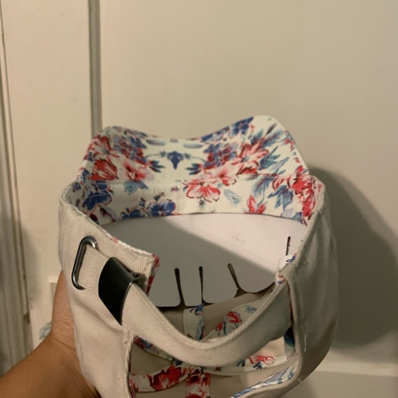 Gap Floral Cream/Grey-ish Cap - Picture 12 of 13